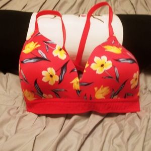 B2 - Victoria Secret PINK Bra